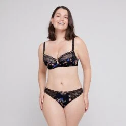 Culotte Noire Gold LUCCIA TWIST -Bestform Lingerie BL02609 9N5 WEB 3 ef79f8b5 1e39 4e06 8222 67f4bdb86421